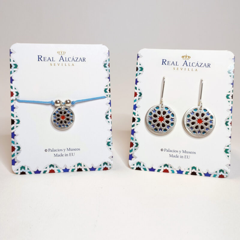 pendientes y colgante azulejo salon embajadores